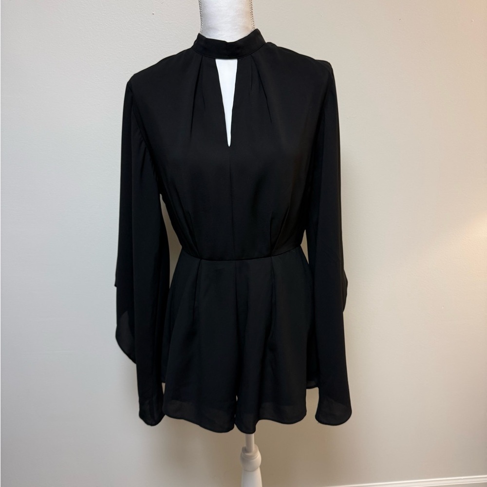 Very J Elegant Black Backless Shorts Romper